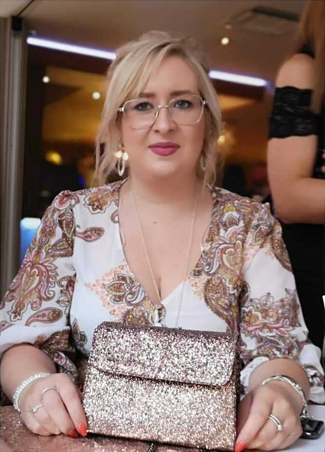 Emma after losing 3 stone with Shake That Weight